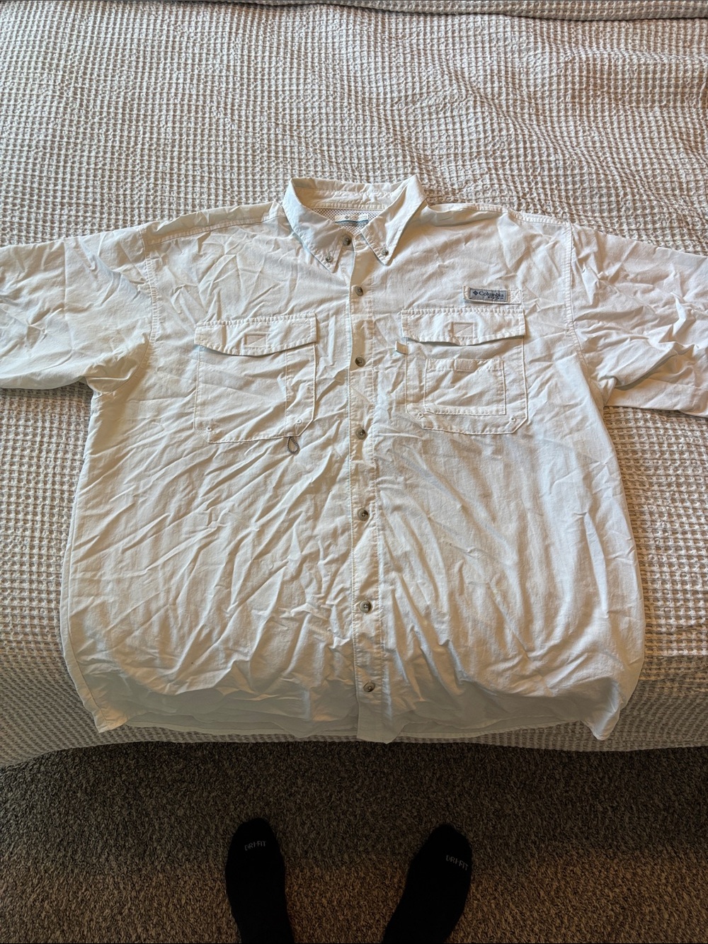 Columbia Men’s Short-Sleeve Button-Down Shirt in White
